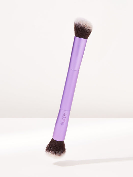 Shape Tape Quickie Double-Ended Concealer Brush